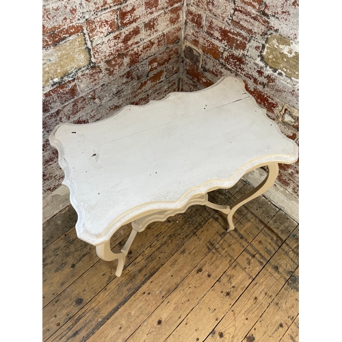 400 - Vintage Painted Occasional Table