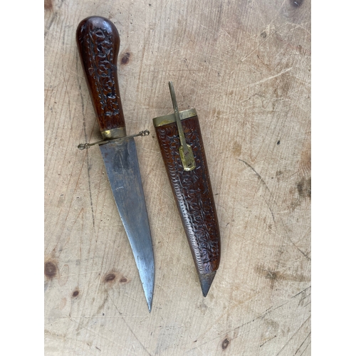 117 - Ornamental Indian Knife In Carved Wood