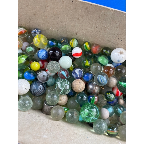 61 - Lot Of Antique Marbles 1of4