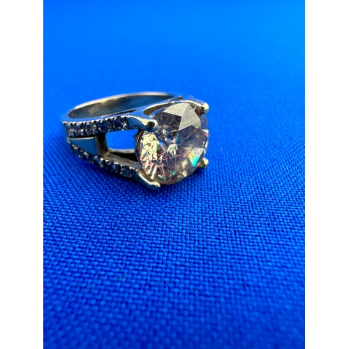 2 - Very Large Approximately 4ct Diamond Set With 20 Smaller Diamonds In A White Gold Ring Of Unknown Ca... 