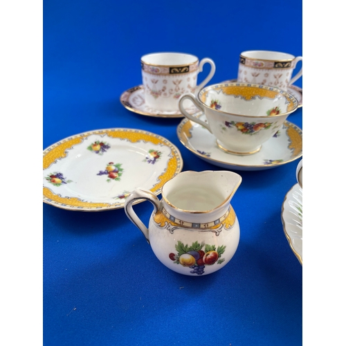 234 - Mixed Porcelain Items Inc Churchill & Gosling