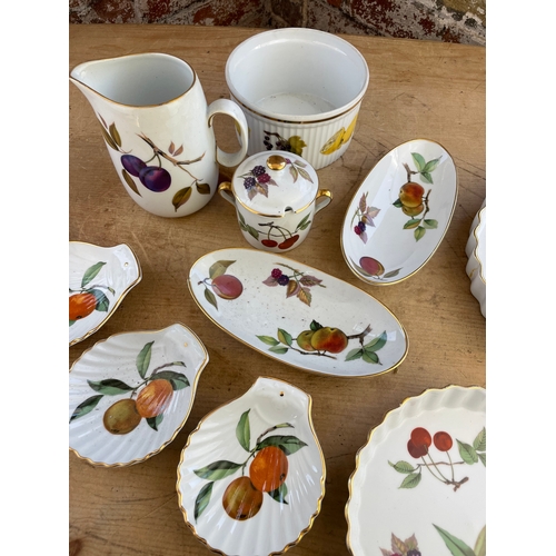 262 - Group Of Royal Worcester Evesham Items