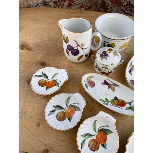 262 - Group Of Royal Worcester Evesham Items