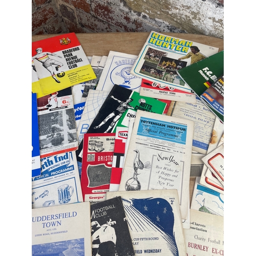 161 - 1960s Football Programmes Inc Wembley Finals