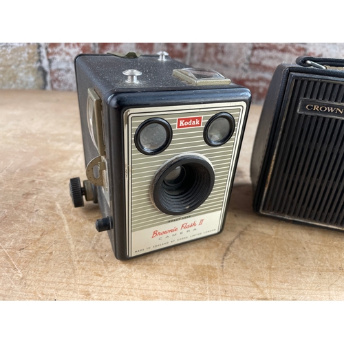 78 - Vintage Crown Radio & Kodak Flash II Camera