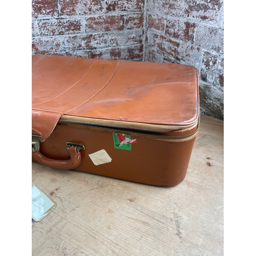 79 - Vintage Victor Suitcase