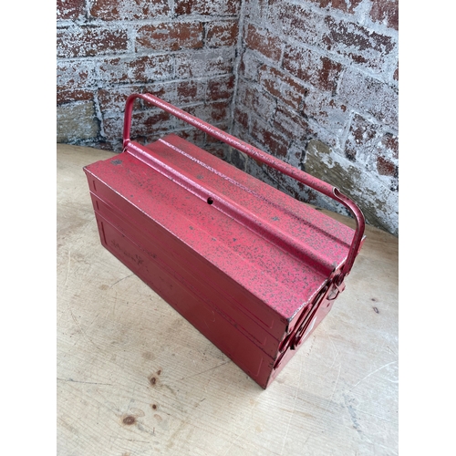 301 - Metal Cantilever Tool Box