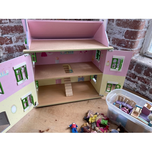 345 - Large Modern Dolls House With Dolls & Furniture