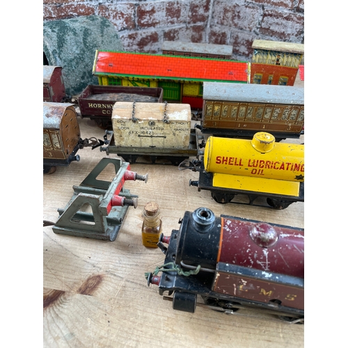 67 - O Gauge Tinplate Mechanical Trains & Rolling Stock Some Hornby