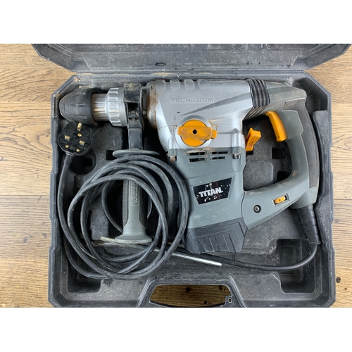 294 - Titan SDS Rotary Hammer Drill