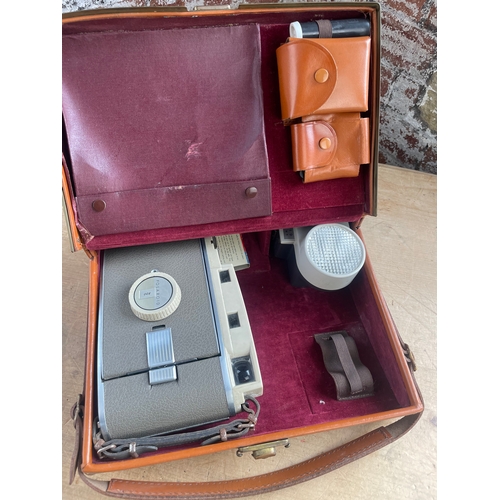 209 - Polaroid 800 Land Camera With Case & Accessories