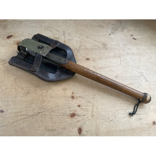 47 - WWII World War 2 German Military Folding Shovel