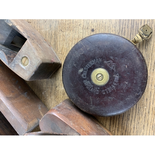 290 - Three Vintage Planes, Chesterman Tape Measure, Stanley Hand Drill, Ratchet Brace and Vintage Shoe Sh... 