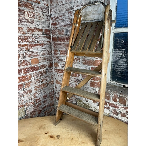 404 - Wooden Step Ladder