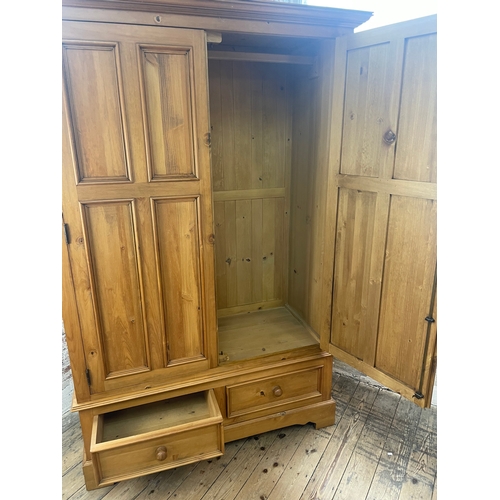 418 - Large Pine Wardrobe. 196cm Tall, 131cm Wide, 60cm Deep. Packs Flat For Transport