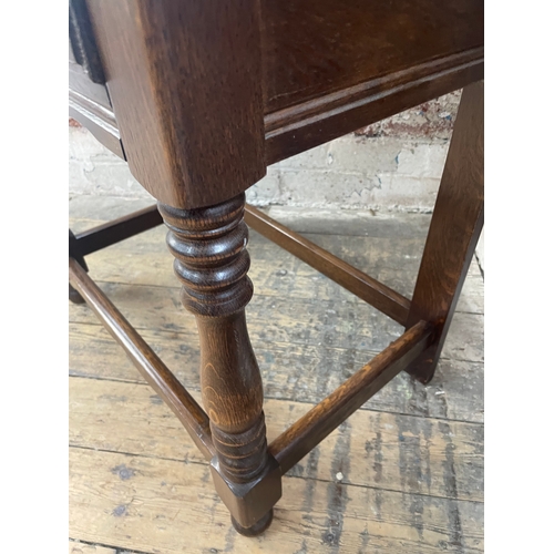 421 - Vintage Solid Wood Console / Hall Table With Drawer