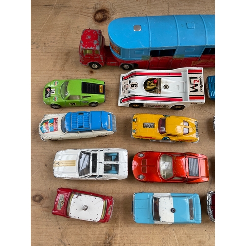 142 - 18 Vintage Corgi Die Cast Cars