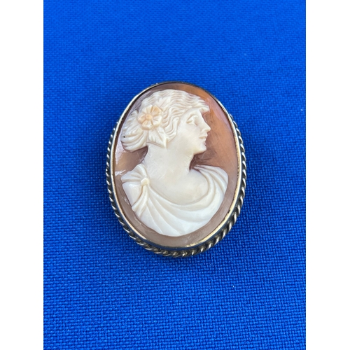 30 - Sterling Silver Mounted Cameo Brooch