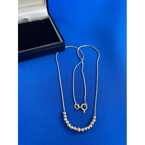 37 - 925 Silver Necklace 3.43g