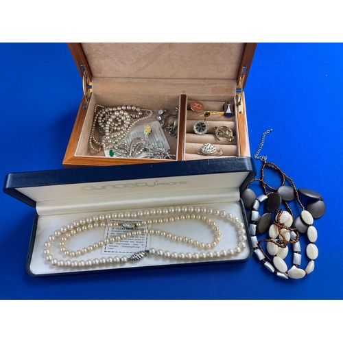 52 - Good Quality Wooden Jewellery Box With Brooches, Badges & Faux Pearls