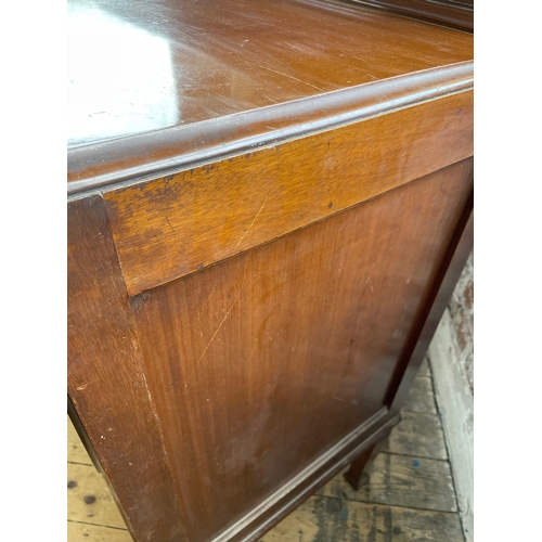 418 - Edwardian Sideboard Made By H. Leemig, House Furnisher 29 Lister Lane Halifax.