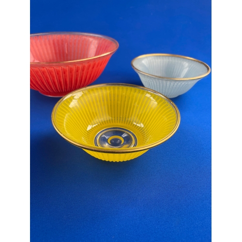 209 - 1950s Harlequin Glass Fruit Bowl & Serving Bowls