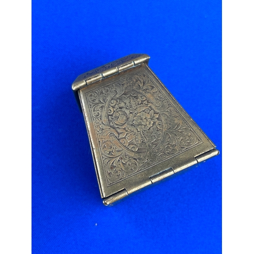 52 - W. Avery & Sons, Redditch - Postal Weight. Victorian Brass Needle Case