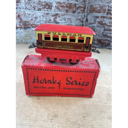 221 - Boxed Hornby O Gauge C566 No. 0 Pullman Coach Marjorie Boxed