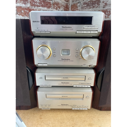 197 - Technics HiFi With Instructions All Wires & Remote Control. Model SC HD560