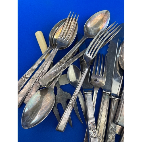 122 - Quality Silver Plated & EPNS Flatware