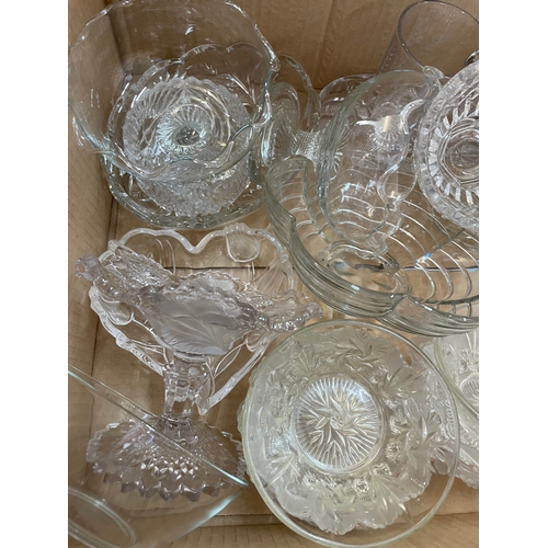 354 - Box Of Vintage & Antique Glass Items