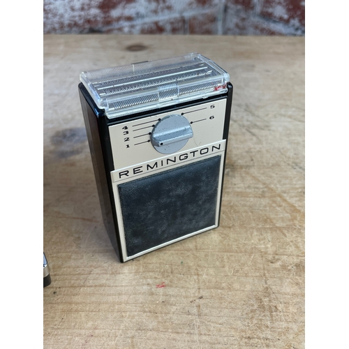 133 - Vintage Remington Electric Shaver