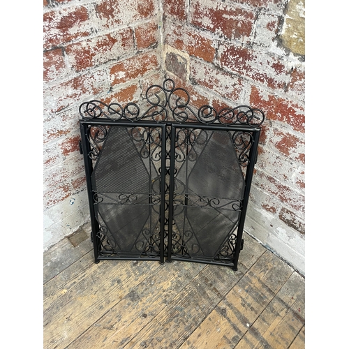 383 - Metal Tri Fold Fire Guard