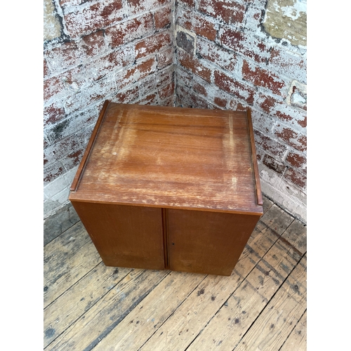 404 - Mid Century Record Player Cabinet With Vinyl Storage Underneath