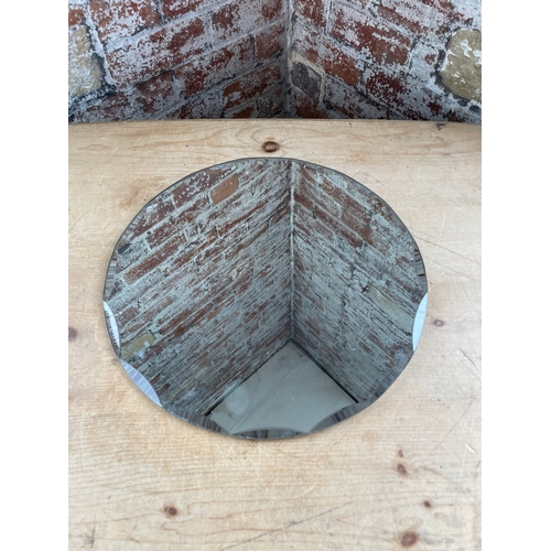 430 - Small Round Vintage Mirror With Bevelled Edges