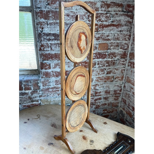 295 - Vintage Barometer a/f & Three Tier Cake Stand