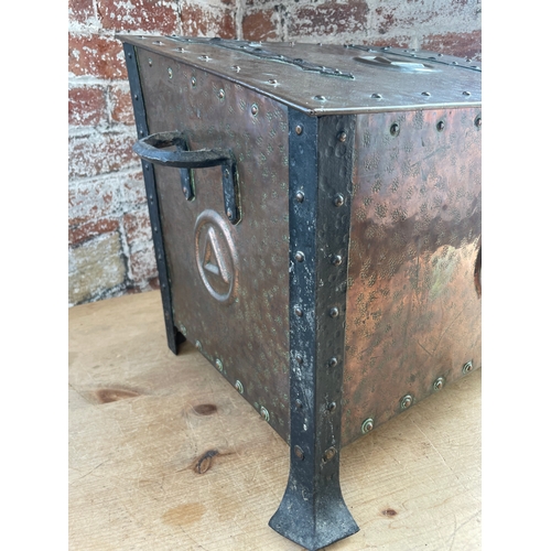 258 - Fantastic Quality Arts & Crafts Copper & Metal Coal Bunker / Box. Previously Owned By The Sugden Fam... 