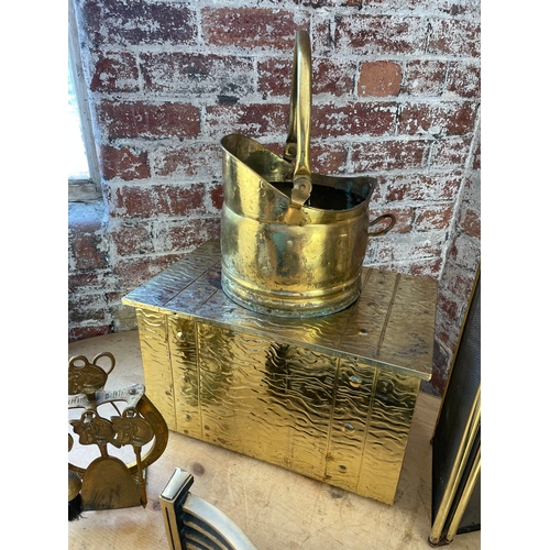 218 - Brass Fireside Items Inc. Horseshoe Companion Set, Fire Guard, Coal Box & Scuttle.