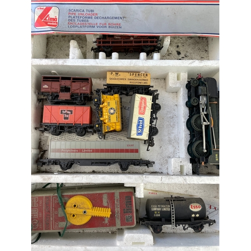 77 - Vintage LIMA Train Set Box With Various Trains & Rolling Stock