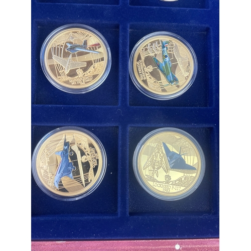 48 - Windsor Mint History Of Aviation, Presentation Box Of Commemorative Gold Plated Coins.