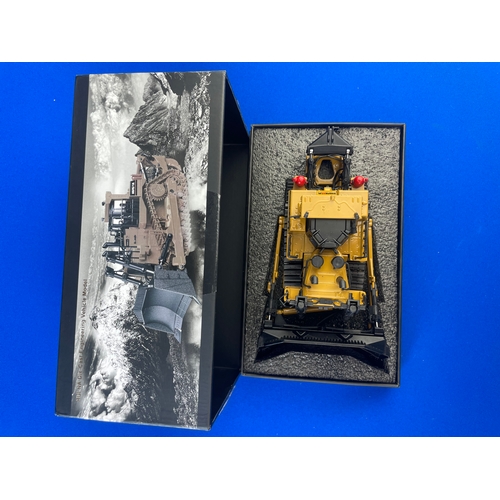 82 - Hui Na Huina Die Cast Engineering Model 1:50 Scale Earthmover