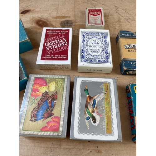 86 - Vintage Playing Cards & Draughts Pieces