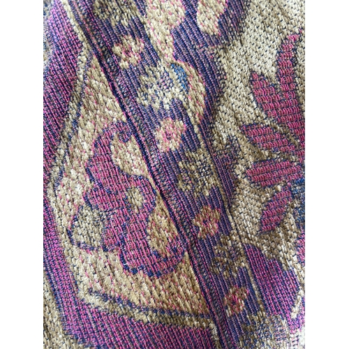 276 - Good Quality Large Throw Approximately 270cm / 210cm