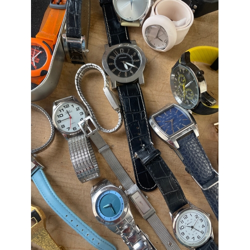 30 - Large Group Of Dress Watches Many Brands.