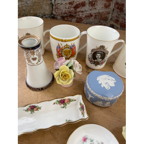 121 - Mixed Collectables Inc. Royal Albert, Jasperware, Royal Commemorative Items, Minton Etc.