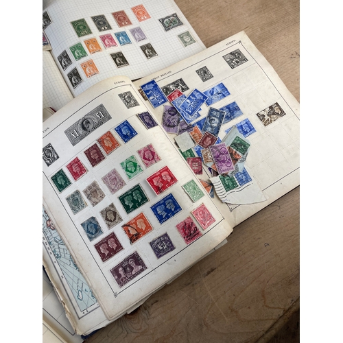 124 - Collection Of Vintage Stamps From Around The World