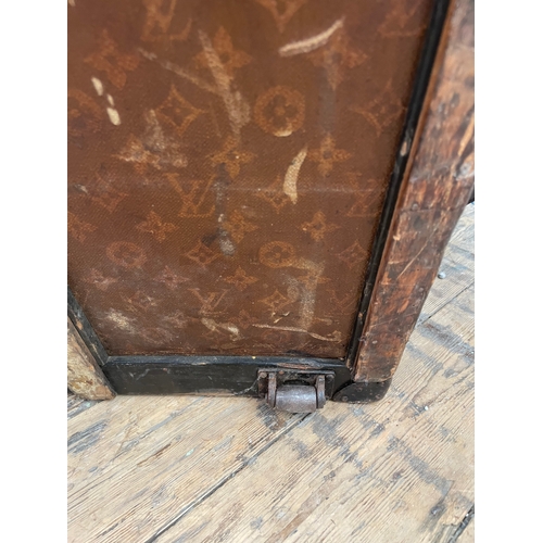 Louis Vuitton - 20th Century Louis Vuitton Suitcase In Monogram Canvas,  Paris