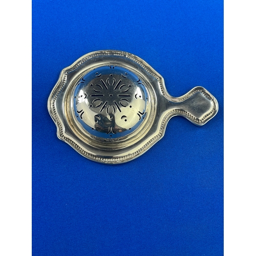 7 - Silver Tea Strainer Hallmarked Birmingham 1918. 28.93g