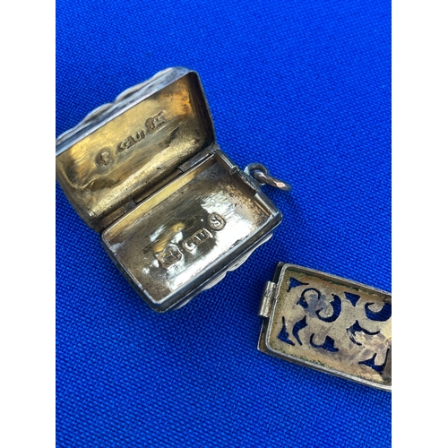 27 - Small Victorian Hallmarked Silver Vinaigrette By George Unite Birmingham 1867. Pin To Hinge Is Missi... 