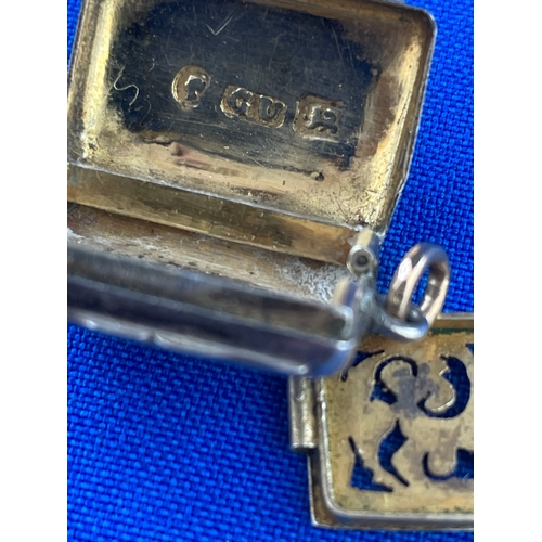 27 - Small Victorian Hallmarked Silver Vinaigrette By George Unite Birmingham 1867. Pin To Hinge Is Missi... 